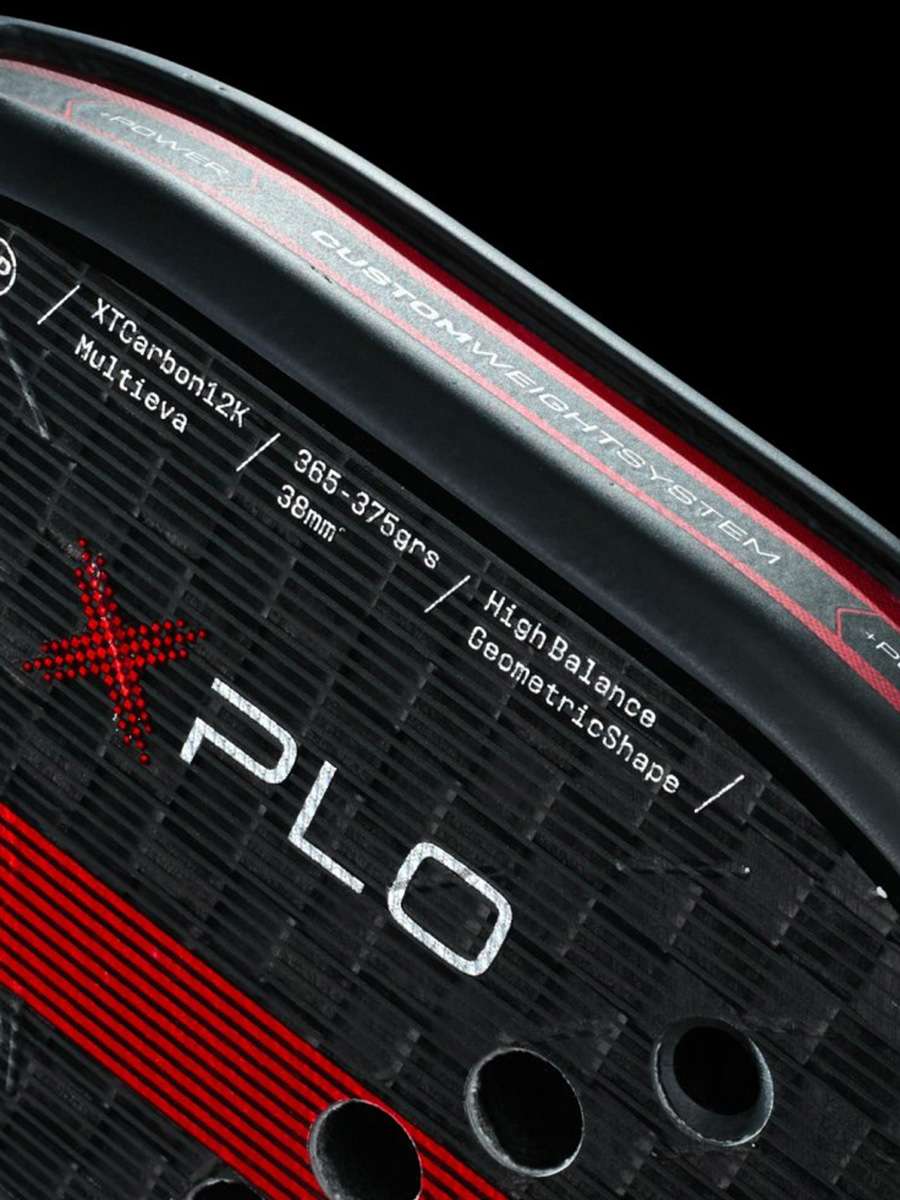Pala Bullpadel Xplo 2025 (370-375g.)