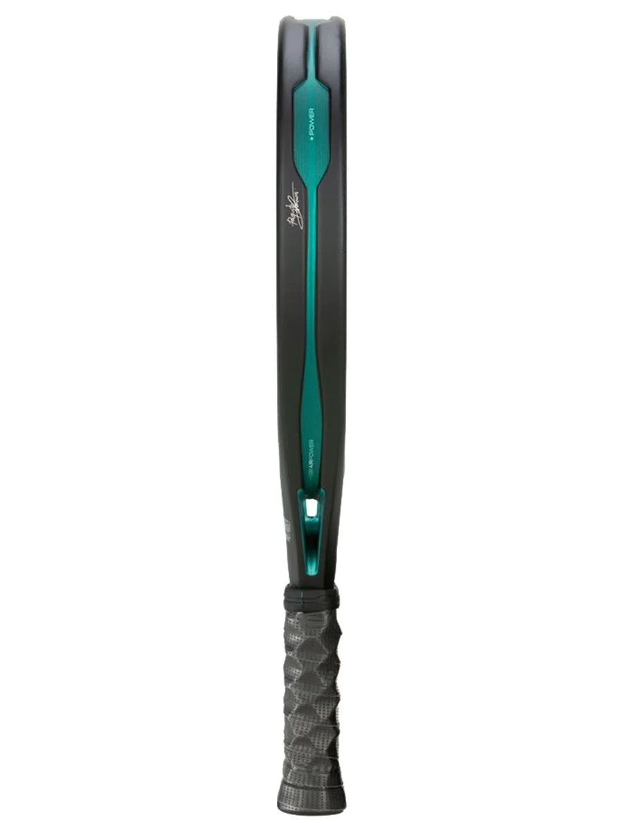 Pala Bullpadel Hack 04 Hybrid (365-375g.) Paquito Navarro 2025
